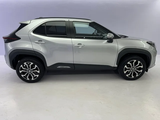TOYOTA Yaris Cross 1.5 VVT-i HSD Trend AWD-i