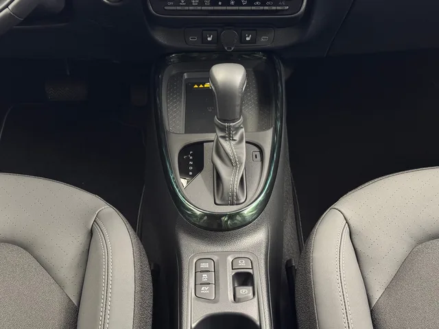 TOYOTA Aygo X 1.5 VVT-i HSD Style