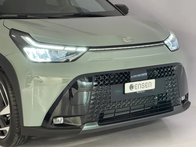 TOYOTA Aygo X 1.5 VVT-i HSD Style