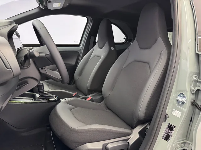 TOYOTA Aygo X 1.5 VVT-i HSD Style