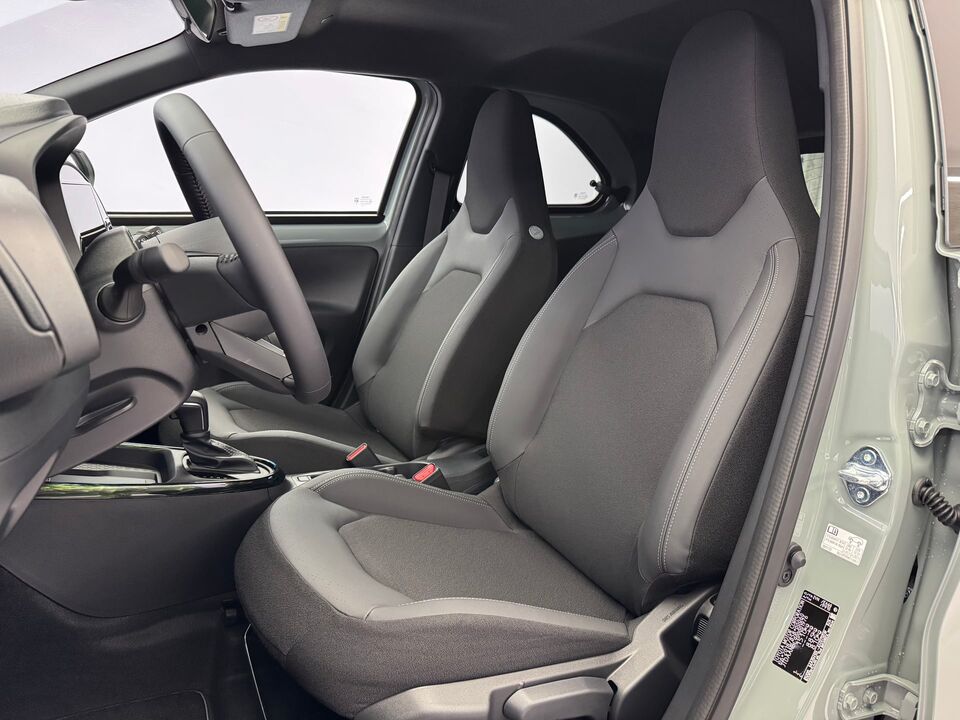 Aygo X 1.5 VVT-i HSD Style