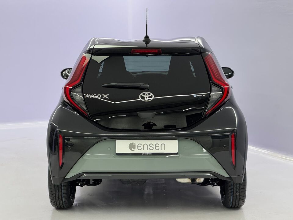 Aygo X 1.5 VVT-i HSD Style