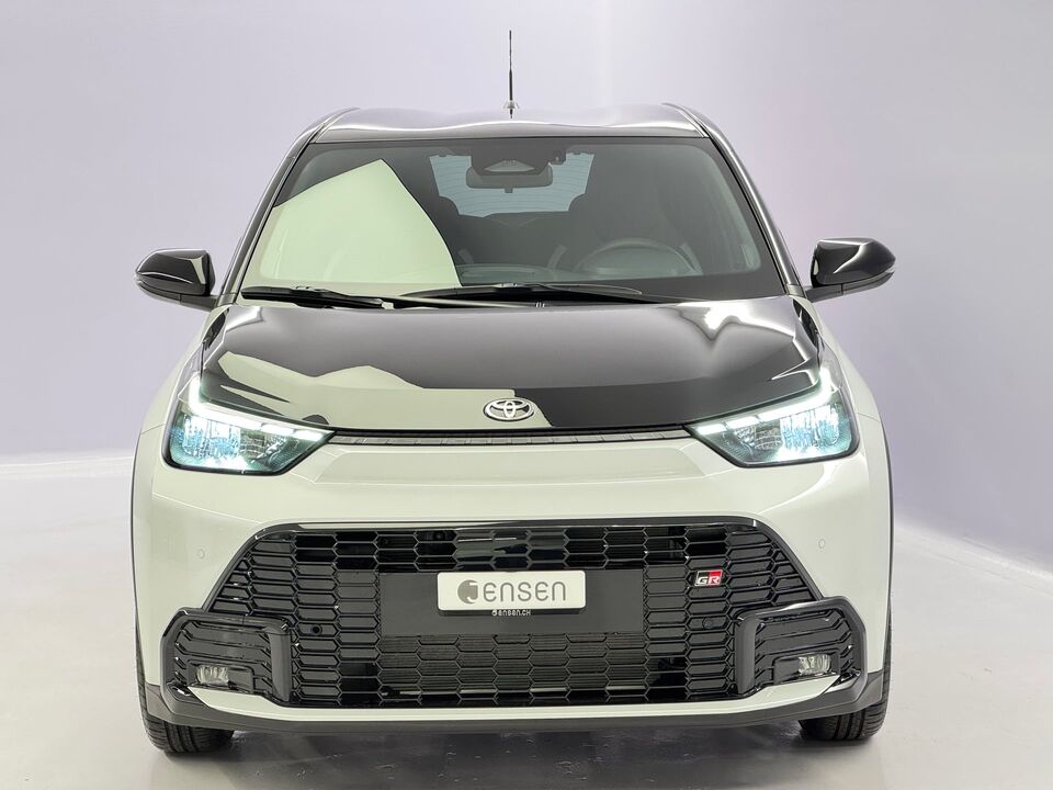 Aygo X 1.5 VVT-i HSD GR Sport