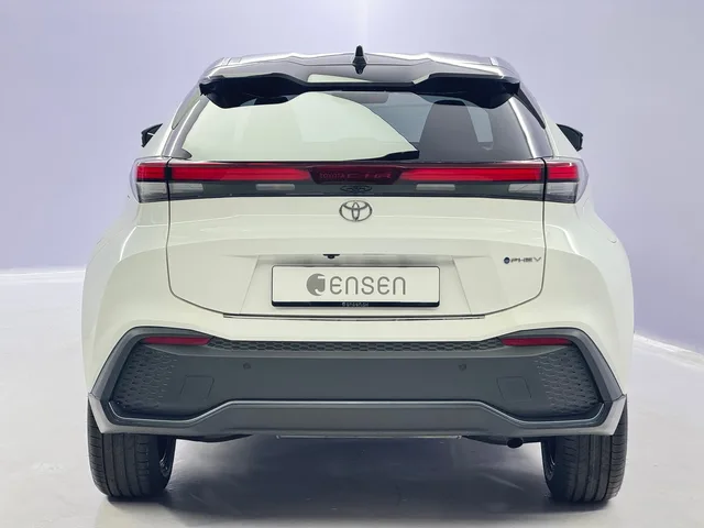TOYOTA C-HR 2.0 PHEV Swiss Edition
