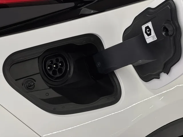 TOYOTA C-HR 2.0 PHEV Swiss Edition