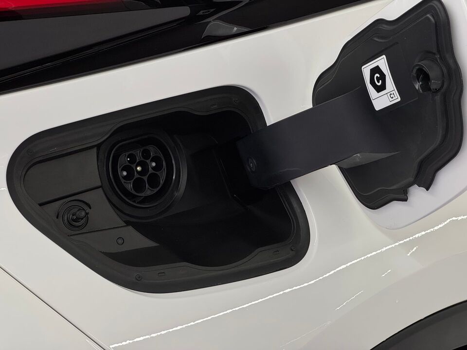 C-HR 2.0 PHEV Swiss Edition