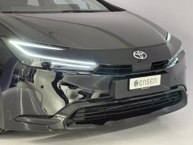 TOYOTA Prius 2.0 Plug-in-Hybrid Style Drift Force Edition