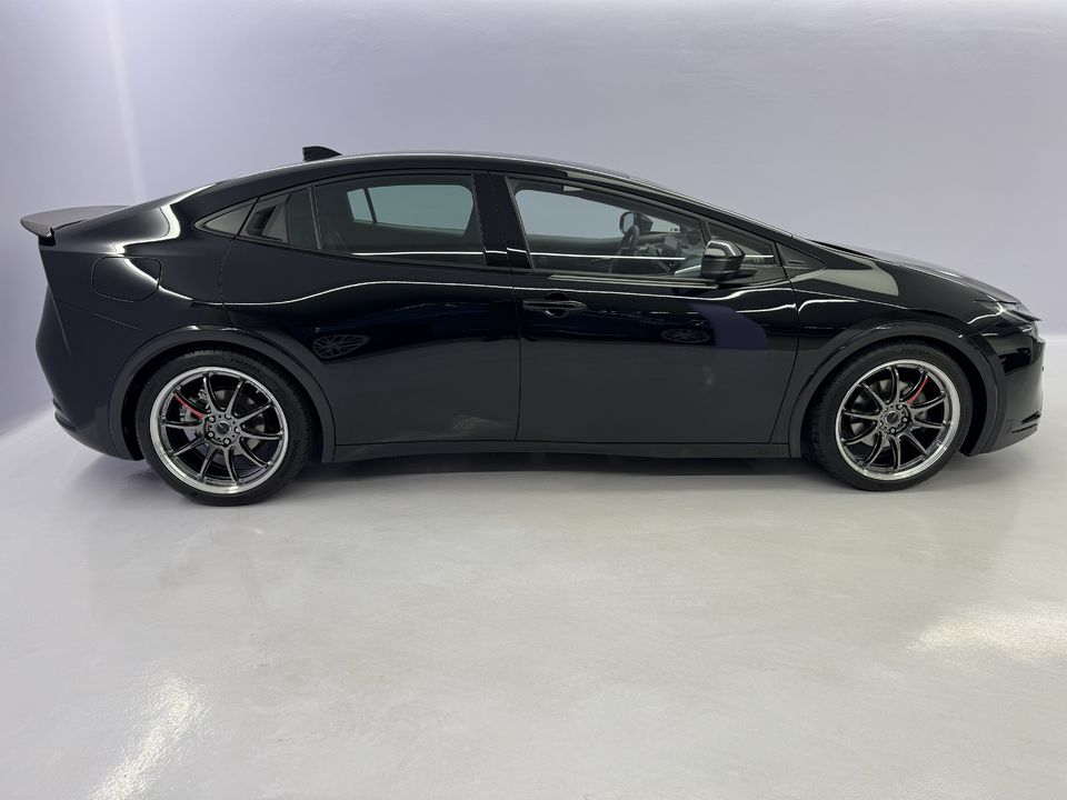 Prius 2.0 Plug-in-Hybrid Style Drift Force Edition