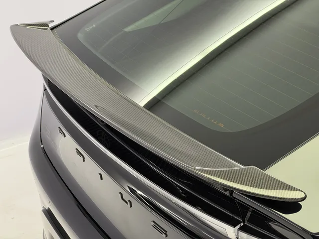 TOYOTA Prius 2.0 Plug-in-Hybrid Style Drift Force Edition