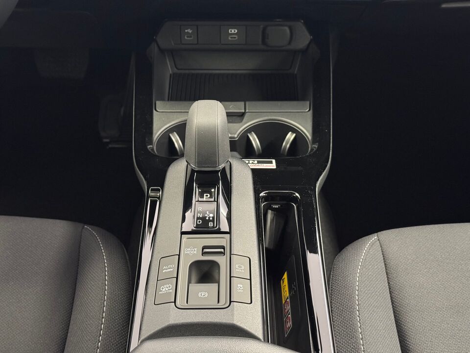 Prius 2.0 Plug-in-Hybrid Style Drift Force Edition