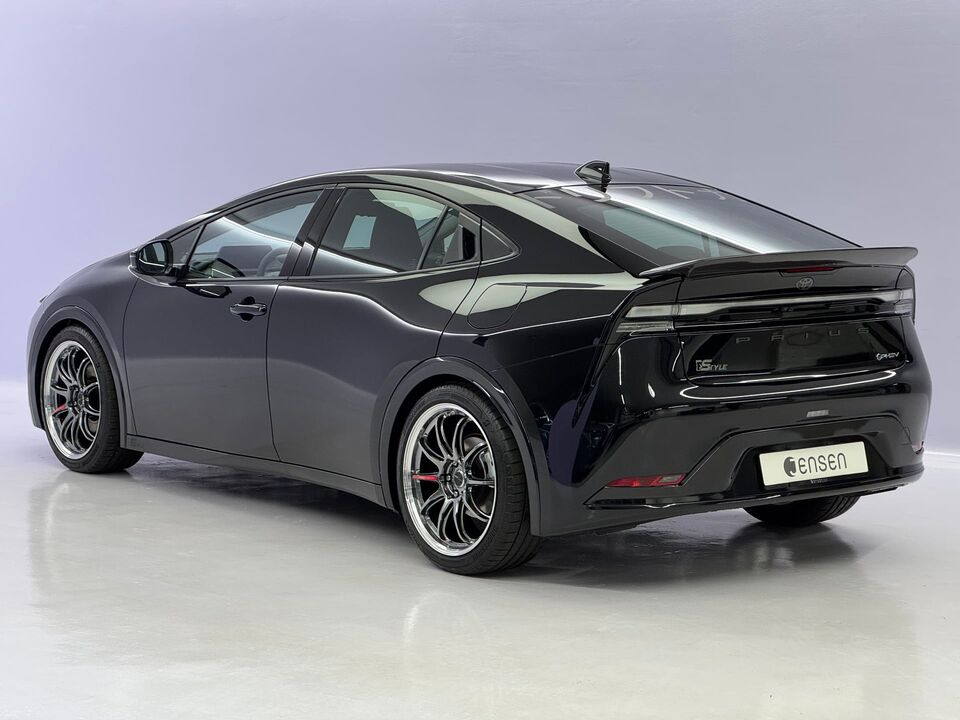 Prius 2.0 Plug-in-Hybrid Style Drift Force Edition