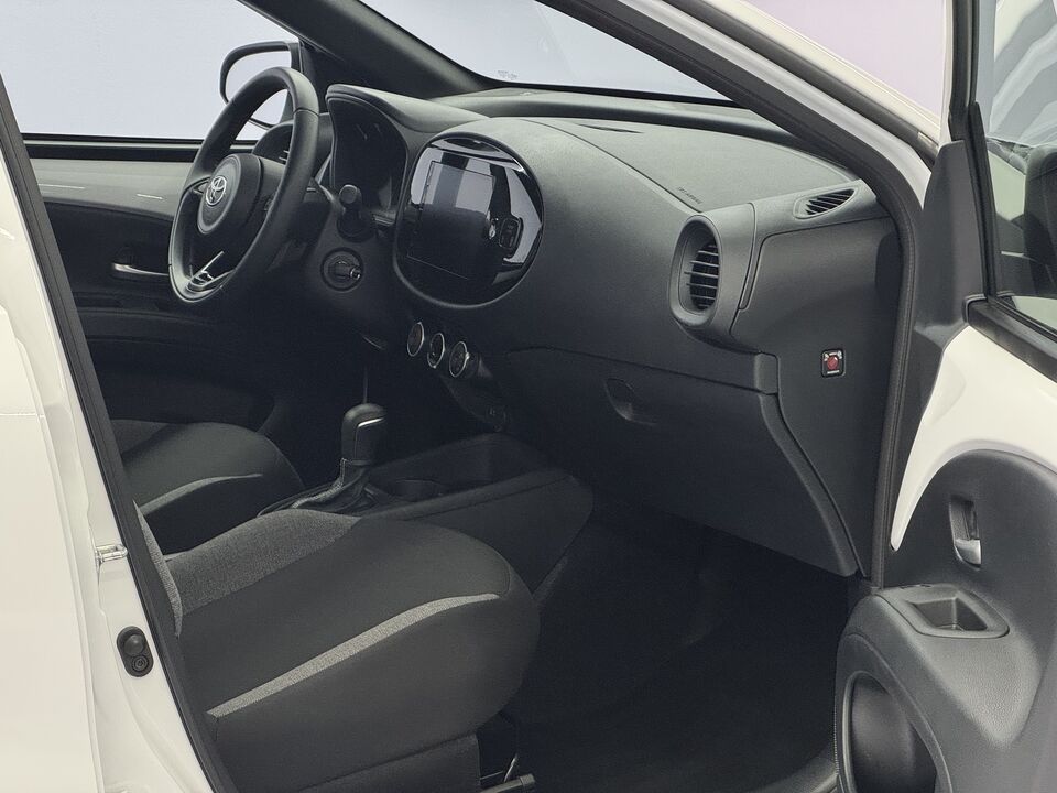 Aygo X 1.0 VVT-i Comfort