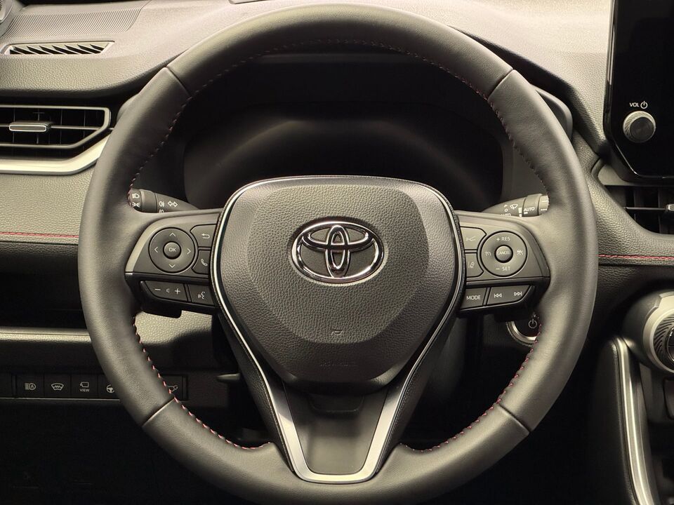 RAV4 2.5 Plug-In-Hybrid Premium AWD-i
