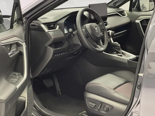 TOYOTA RAV4 2.5 Plug-In-Hybrid Premium AWD-i