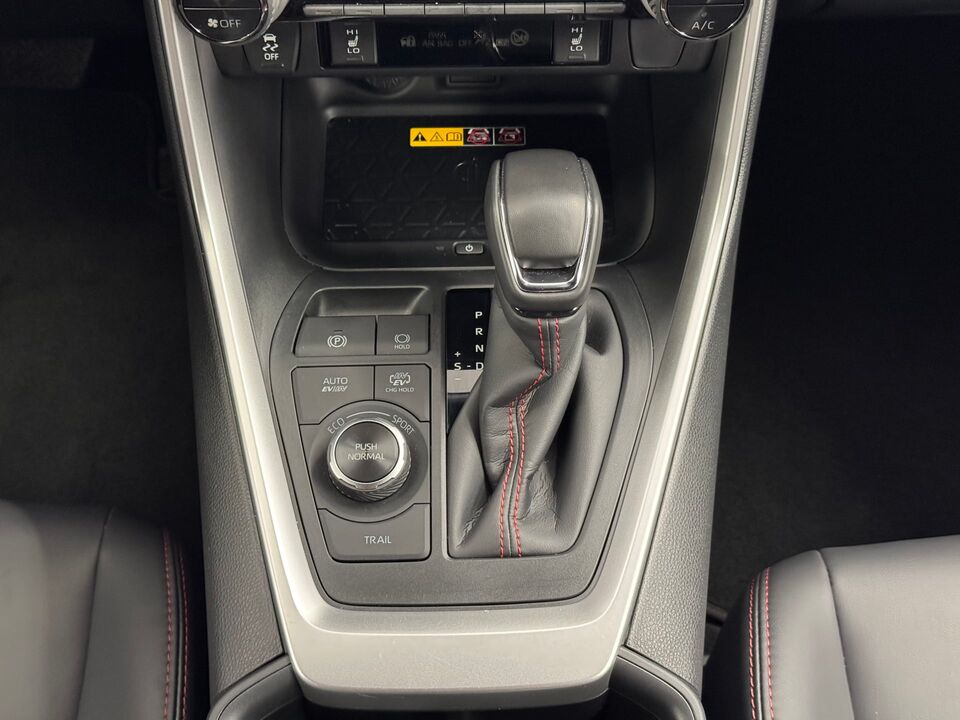 RAV4 2.5 Plug-In-Hybrid Premium AWD-i