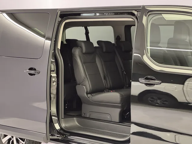 TOYOTA PROACE Verso L2 2.2 D Trend