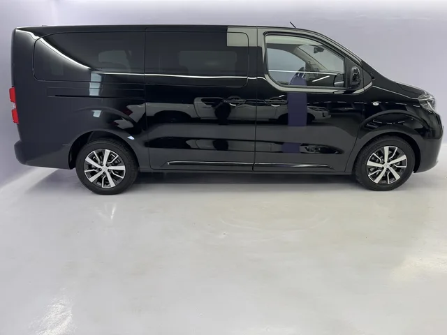 TOYOTA PROACE Verso L2 2.2 D Trend