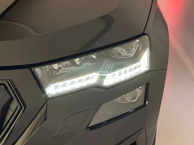 SKODA Karoq 2.0 TSI SportLine 4x4 DSG