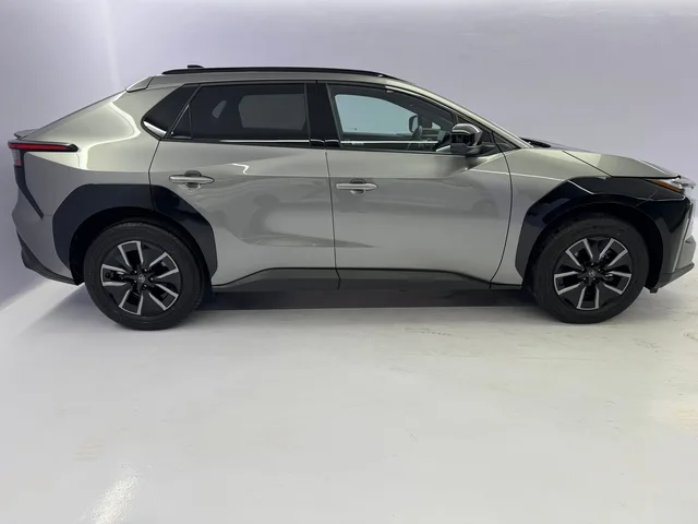 TOYOTA bZ4X Style