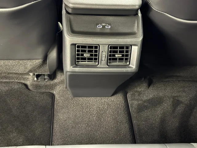 TOYOTA bZ4X Style