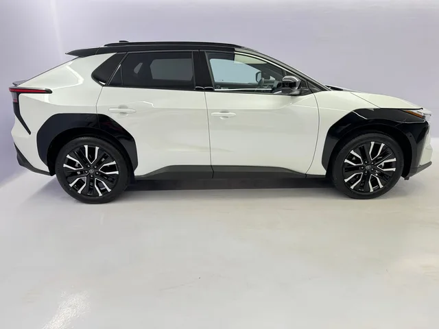 TOYOTA bZ4X Premium AWD