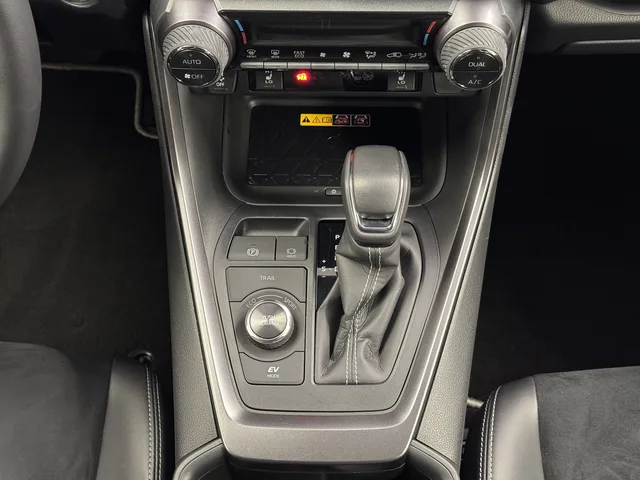 TOYOTA RAV4 2.5 HEV GR Sport AWD-i