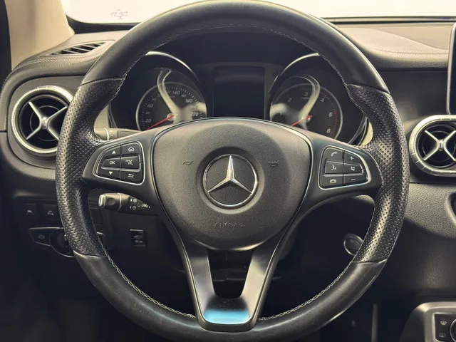 MERCEDES-BENZ X-Klasse X470 X 250 d Power 4matic