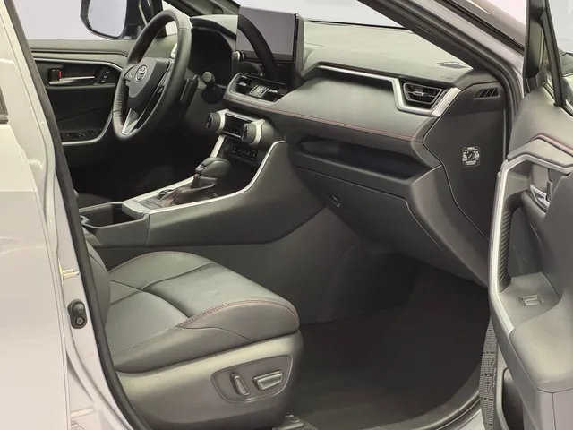 TOYOTA RAV4 2.5 Plug-In-Hybrid Platinum AWD-i