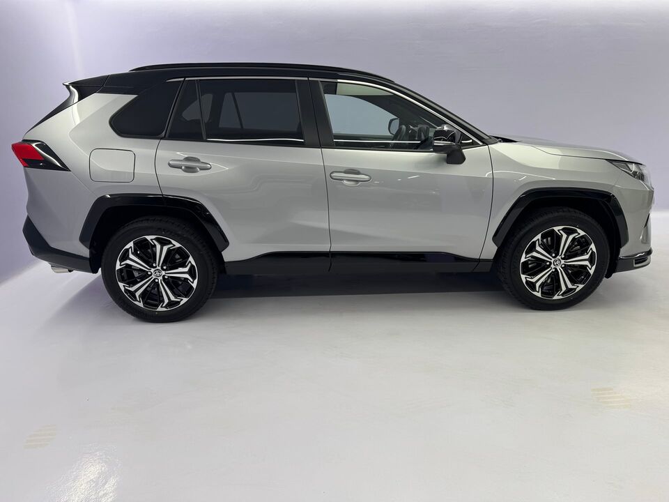 RAV4 2.5 Plug-In-Hybrid Platinum AWD-i
