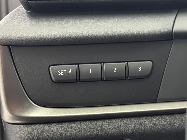 LEXUS RZ 550e F Sport AWD