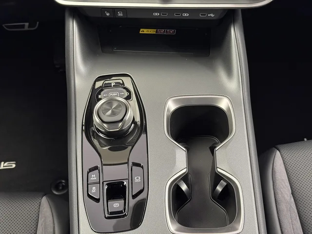 LEXUS RZ 550e F Sport AWD