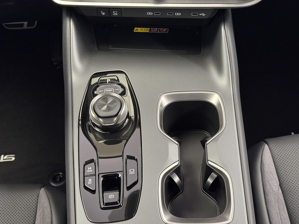 RZ 550e F Sport AWD