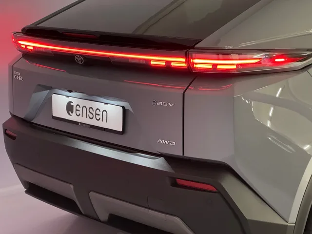 TOYOTA C-HR+ Style AWD