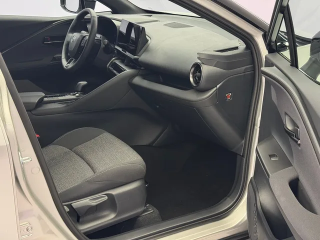 TOYOTA C-HR 2.0 HEV Swiss Edition 4x4