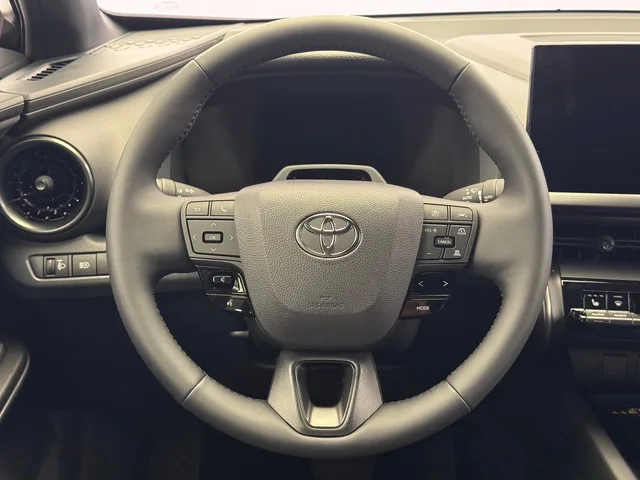 TOYOTA C-HR 2.0 HEV Swiss Edition 4x4