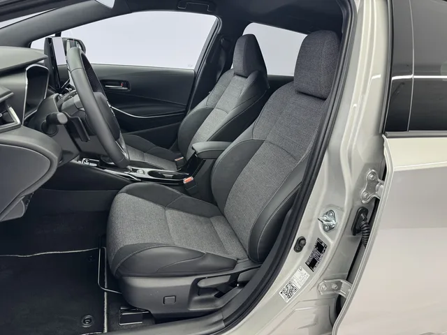 TOYOTA Corolla Touring Sports 2.0 HSD Swiss Edition