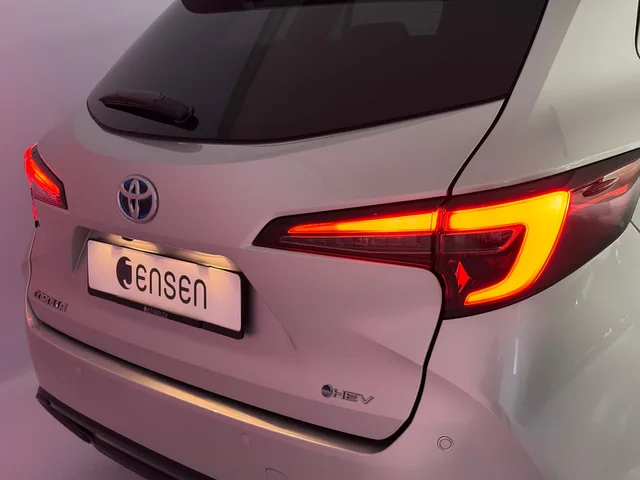 TOYOTA Corolla Touring Sports 2.0 HSD Swiss Edition