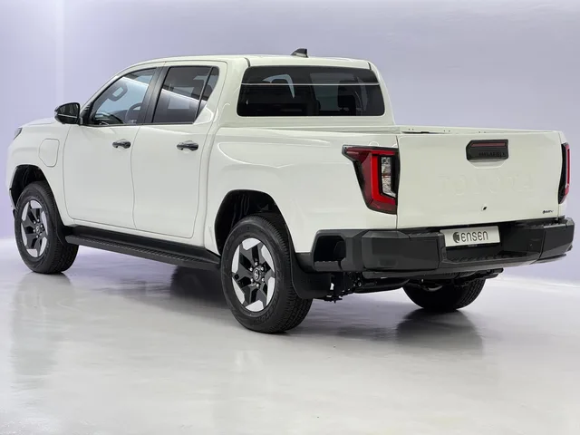 TOYOTA Hilux Double Cab.-Pick-up 59KWh Style AWD