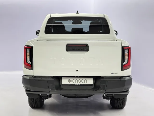 TOYOTA Hilux Double Cab.-Pick-up 59KWh Style AWD