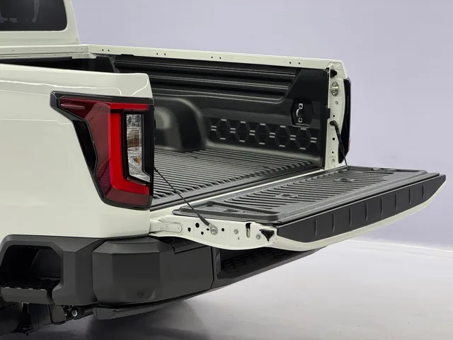 TOYOTA Hilux Double Cab.-Pick-up 59KWh Style AWD
