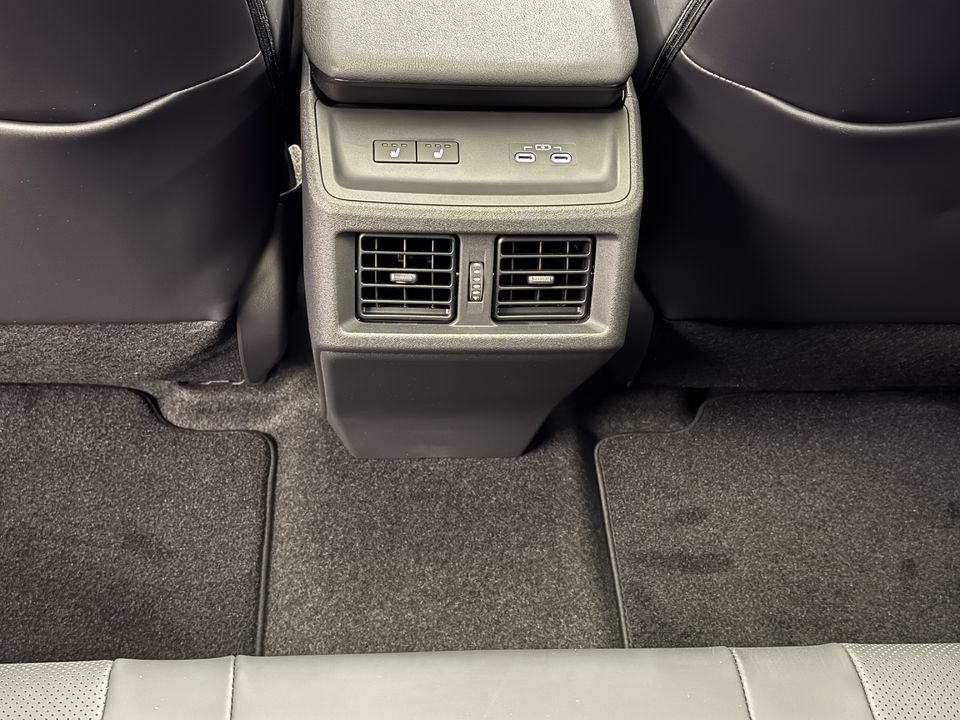 bZ4X Touring Premium AWD
