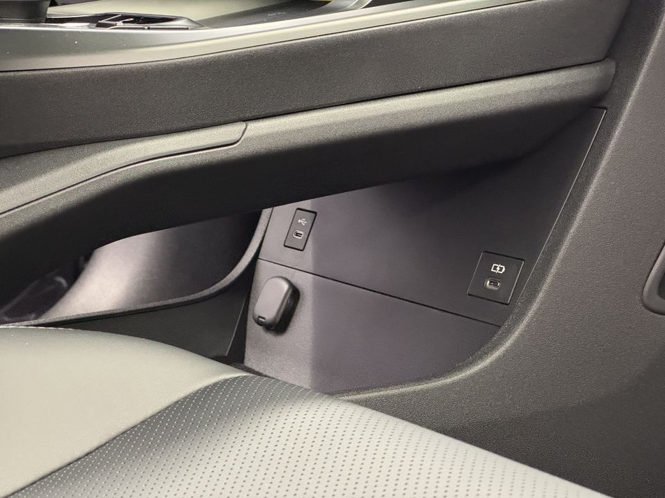 bZ4X Touring Premium AWD