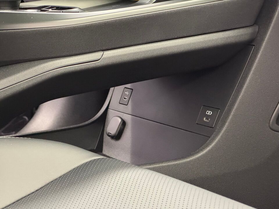 bZ4X Touring Premium AWD