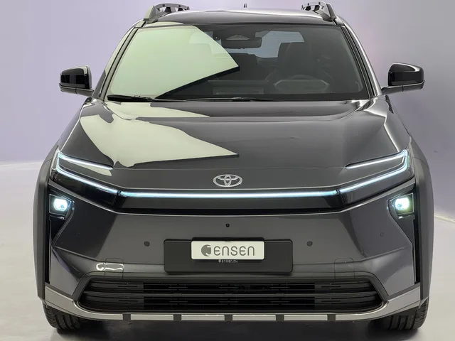 TOYOTA bZ4X Touring Premium AWD