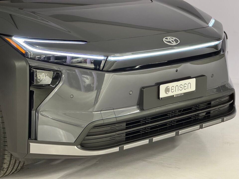 bZ4X Touring Premium AWD