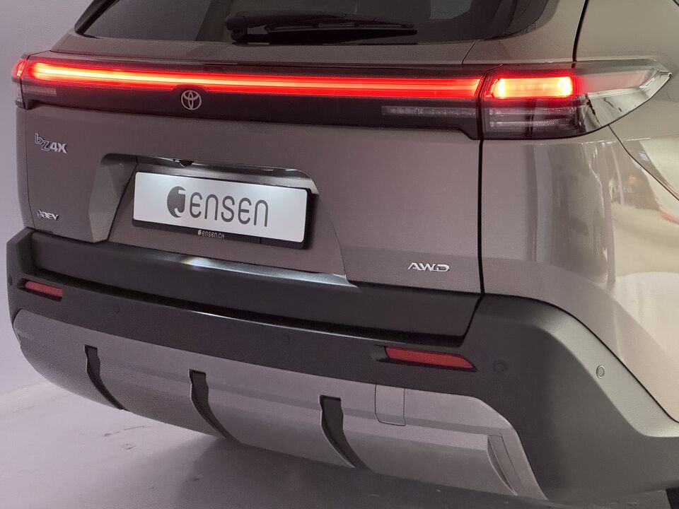 bZ4X Touring Premium AWD