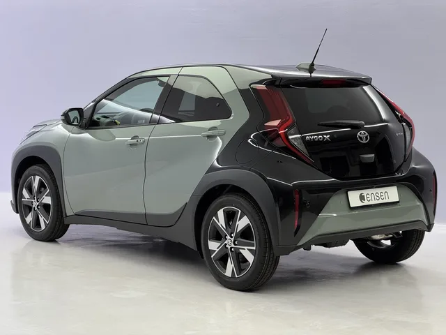 TOYOTA Aygo X 1.5 VVT-i HSD Trend