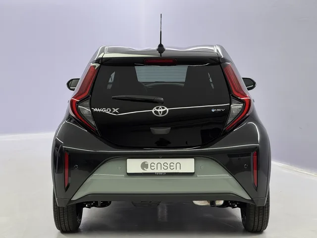 TOYOTA Aygo X 1.5 VVT-i HSD Trend