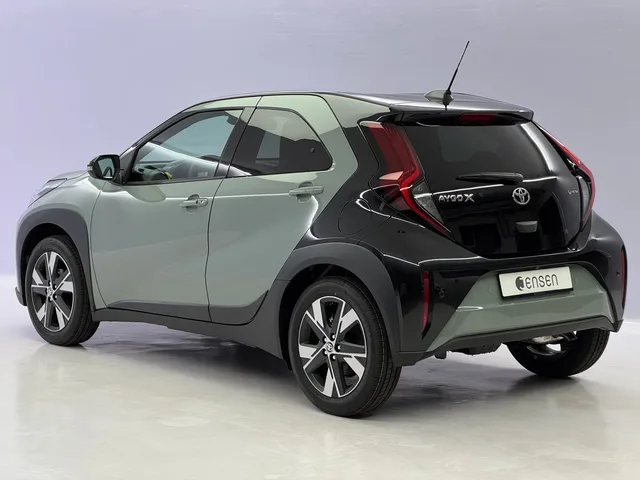 TOYOTA Aygo X 1.5 VVT-i HSD Trend