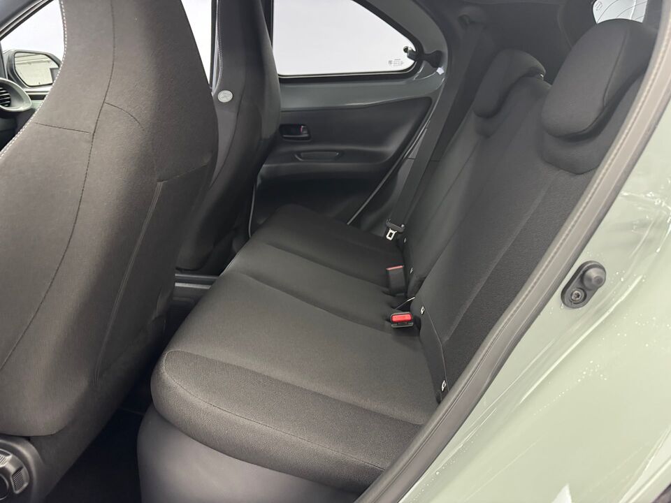 Aygo X 1.5 VVT-i HSD Trend